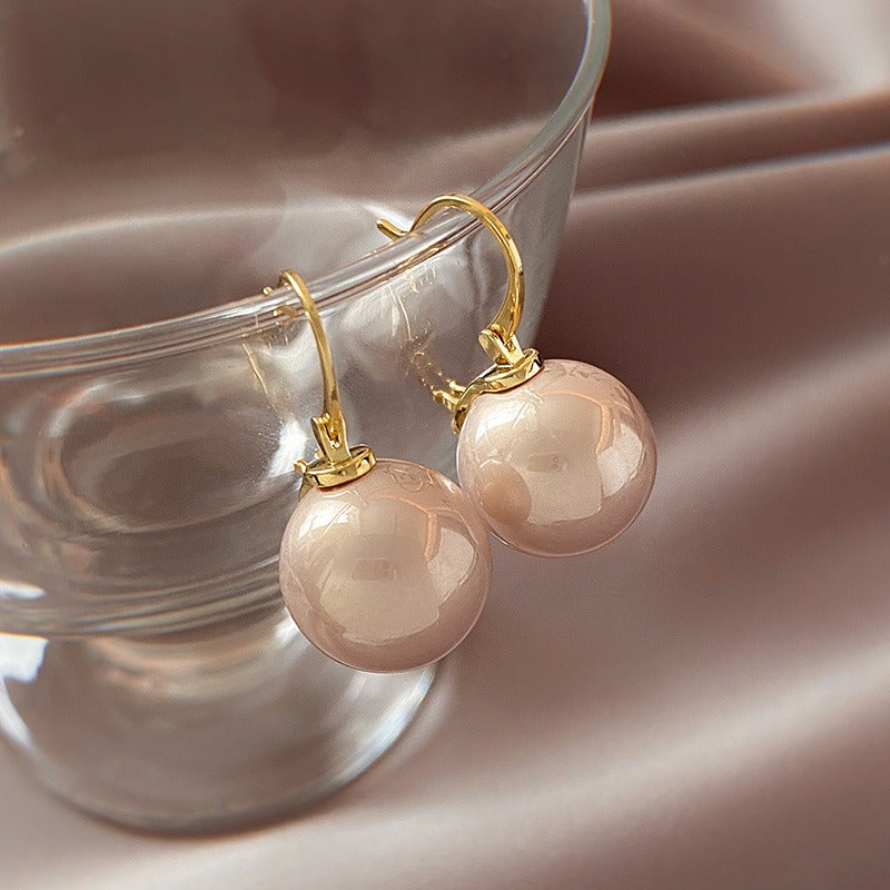 Retro Senior Sense Of Pearl Earrings New Korean Temperament Light Luxury Ear Buckle Design Sense Earrings