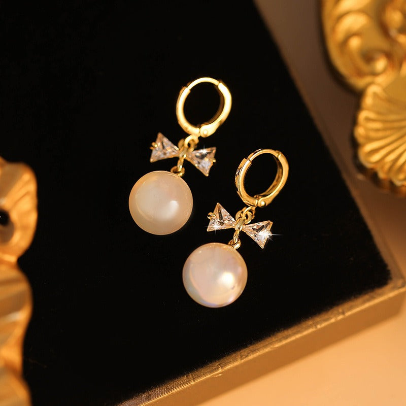 Retro Senior Sense Of Pearl Earrings New Korean Temperament Light Luxury Ear Buckle Design Sense Earrings