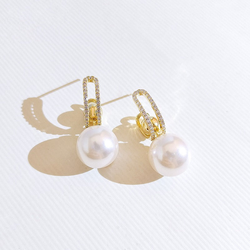 Retro Senior Sense Of Pearl Earrings New Korean Temperament Light Luxury Ear Buckle Design Sense Earrings