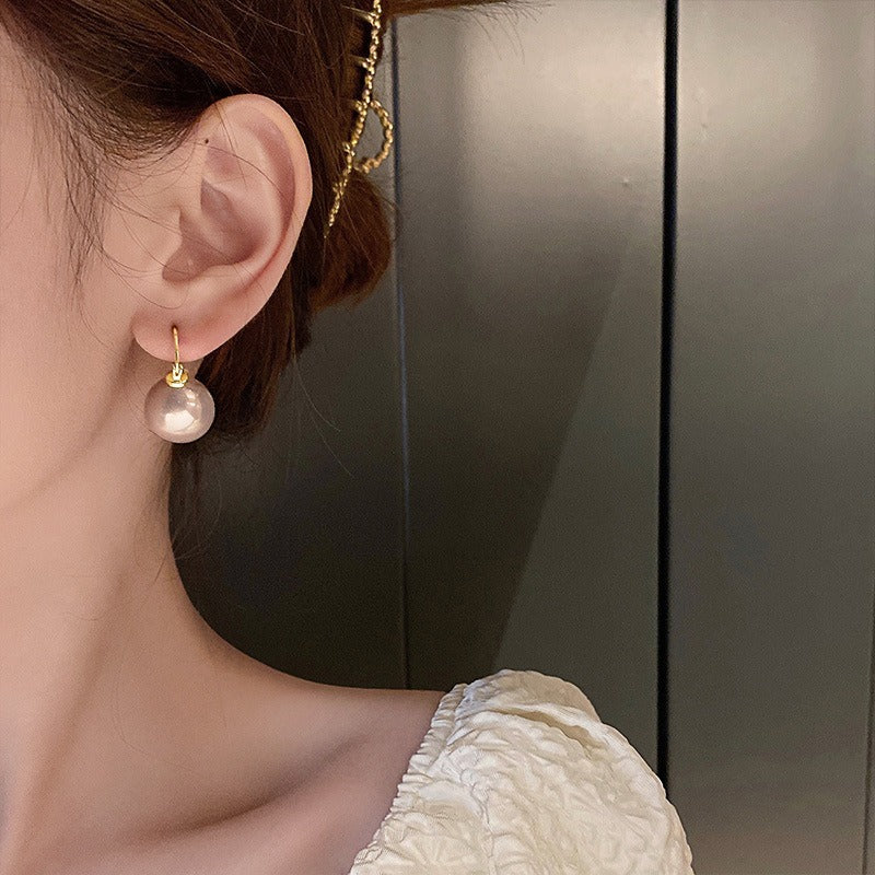 Retro Senior Sense Of Pearl Earrings New Korean Temperament Light Luxury Ear Buckle Design Sense Earrings